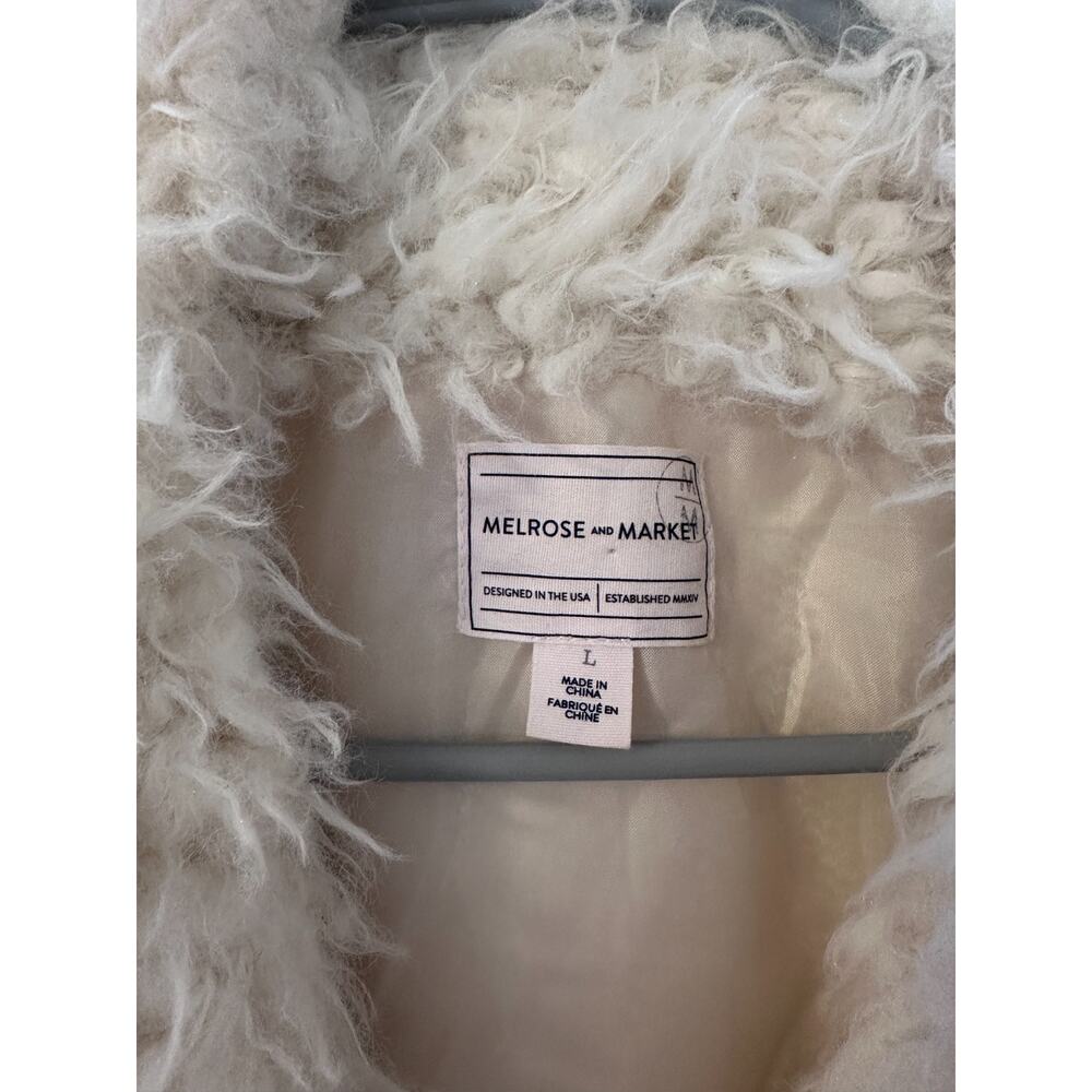 Melrose and Market size large fake fur Ivory sleeveless open teddy women's vest - Picture 2 of 5